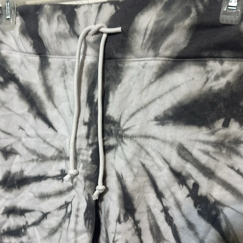 Sage‎ Collective Tie Dye Lounge Shorts Pavement Grey White Drawstring Large NEW